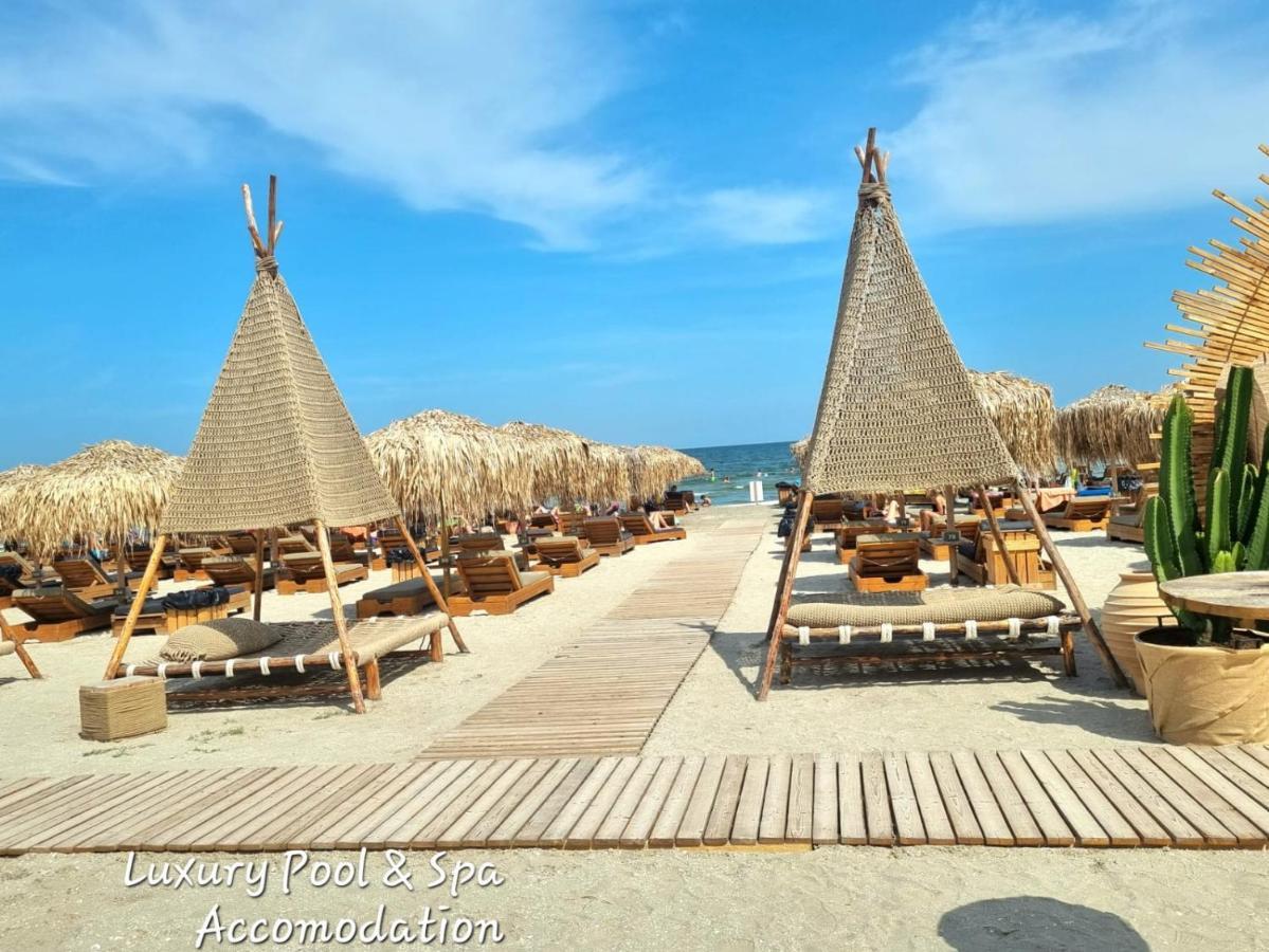 Crystal Beach - Infinity Pool & Spa Resort Năvodari Exterior foto